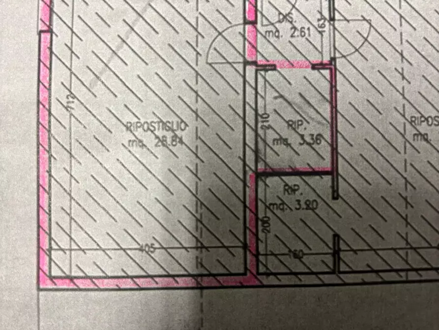 Immagine 23 di Quadrilocale in vendita  in Via Monte San Michele 11 a Rimini