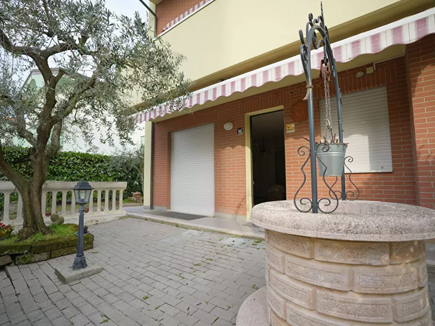 Immagine 22 di Villetta a schiera in vendita  in Via Omo Bottego a Bellaria-Igea Marina
