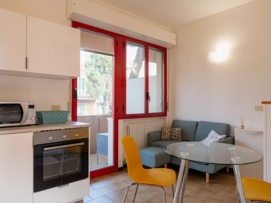 Immagine 4 di Bilocale in vendita  in Via Leptis Magna 2 a Rimini