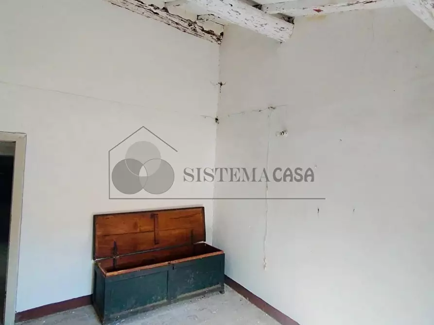 Immagine 12 di Rustico / casale in vendita  in Via Villaggio U.N.R.R.A. 8 a Fosdinovo