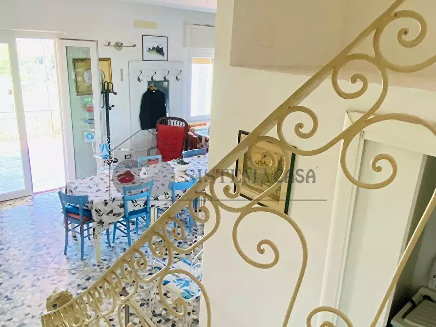 Immagine 25 di Villa in vendita  in Via Fratelli Aristide e Alduino Castellini 8 a Vezzano Ligure