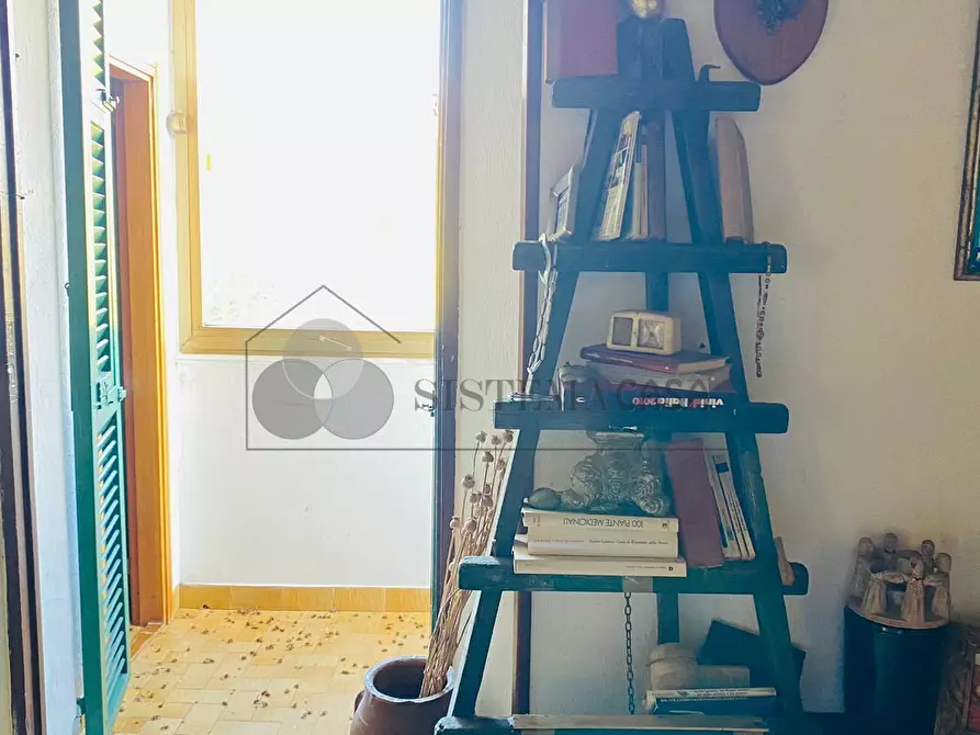 Immagine 10 di Porzione di casa in vendita  in Via San Rocco 9 a Follo