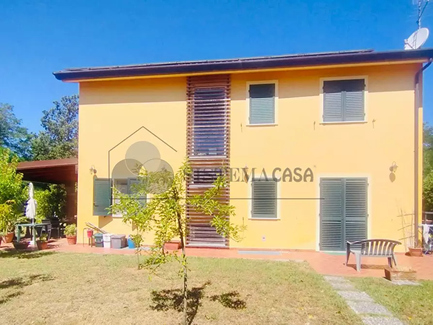 Immagine 64 di Villa in vendita  a Castelnuovo Magra