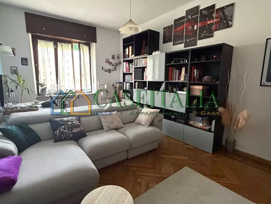 Immagine 3 di Trilocale in vendita  in Via Urbino a Rivoli