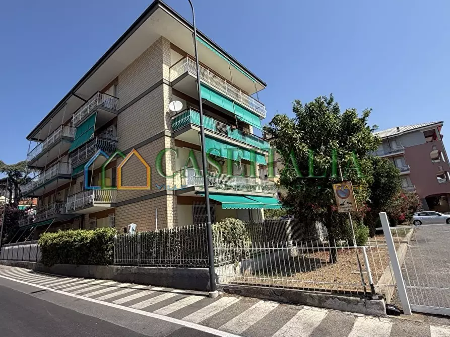 Immagine 1 di Trilocale in vendita  in Strada Cappelletta I 1 a Ceriale