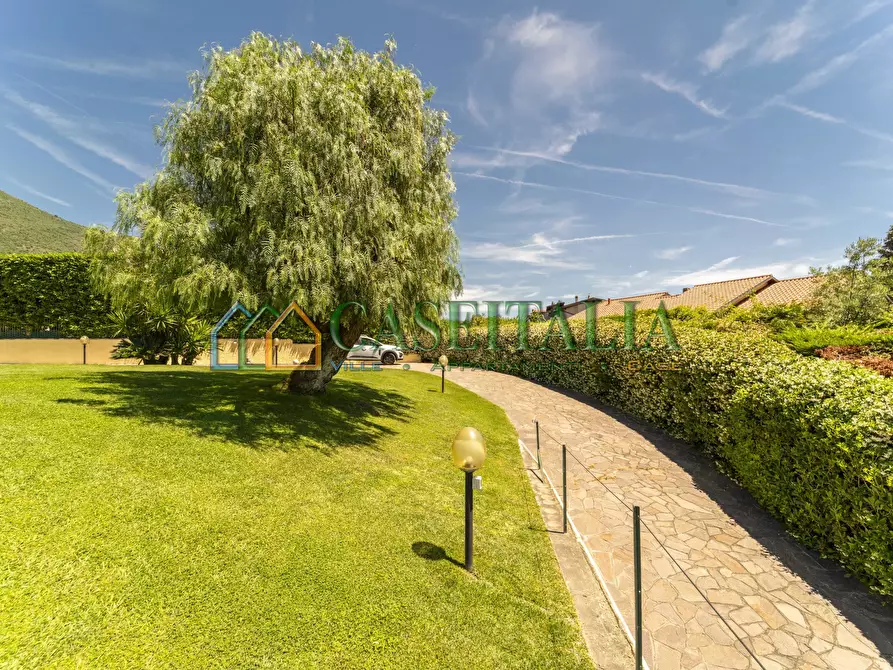 Immagine 45 di Casa indipendente in vendita  a Cisano Sul Neva