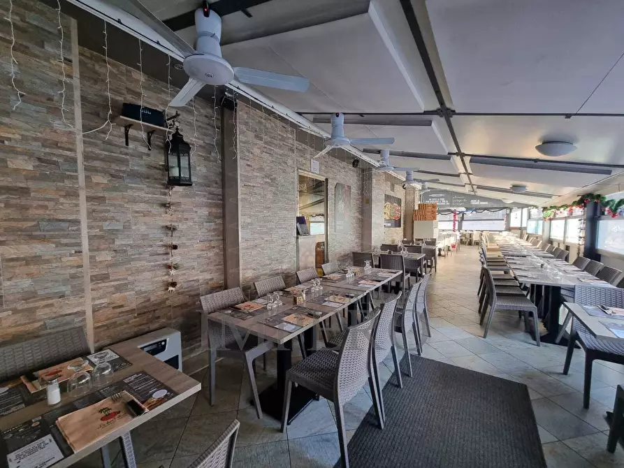 Immagine 5 di Bar / Ristorante in vendita  in Via Papa Giovanni XXIII 2 a Ventimiglia