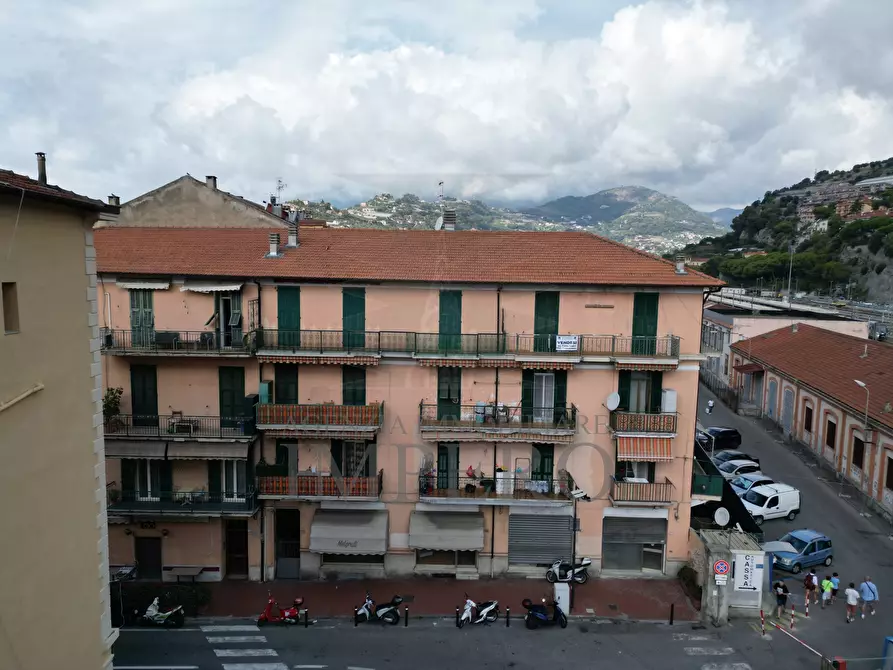 Immagine 15 di Quadrilocale in vendita  in Via Scalo Merci 2 a Ventimiglia