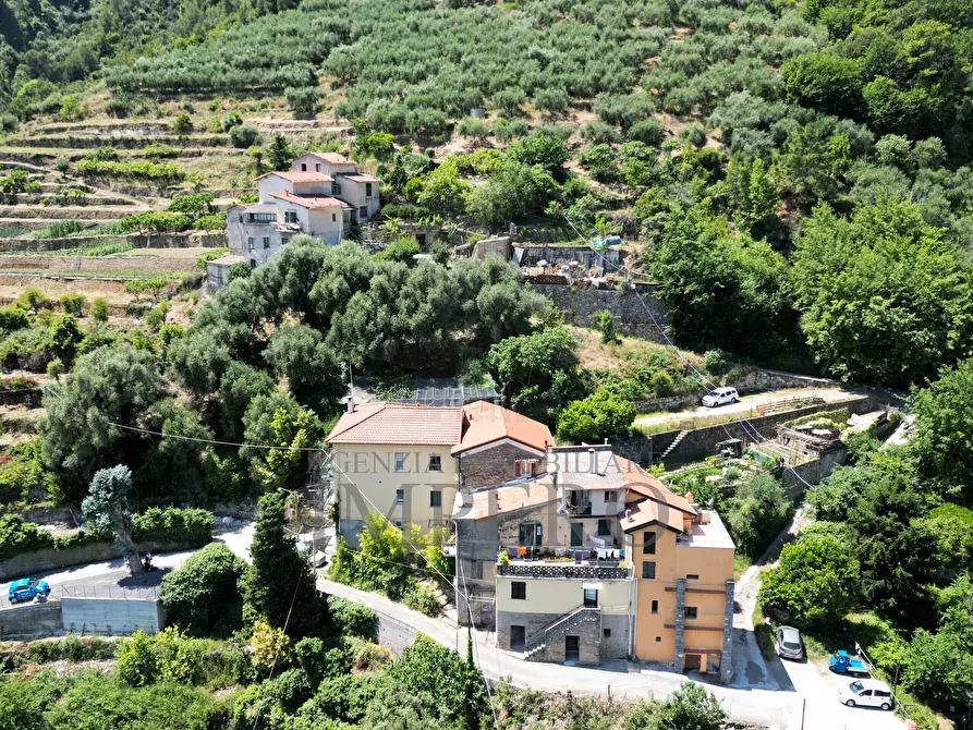 Immagine 1 di Porzione di casa in vendita  in Via Felice Cascione 19 a Ventimiglia