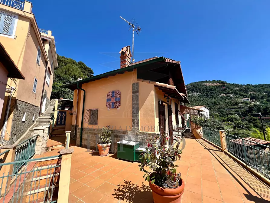 Immagine 56 di Villa in vendita  in Via delle Ginestre 8 a Ventimiglia