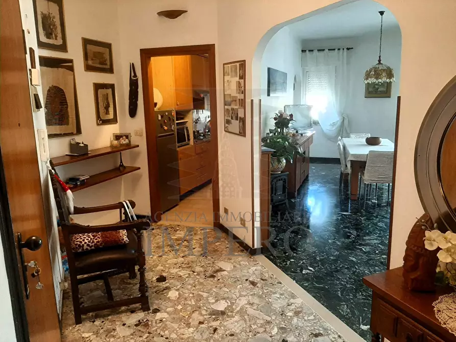 Immagine 11 di Pentalocale in vendita  in Via Aurelia 7 a Bordighera