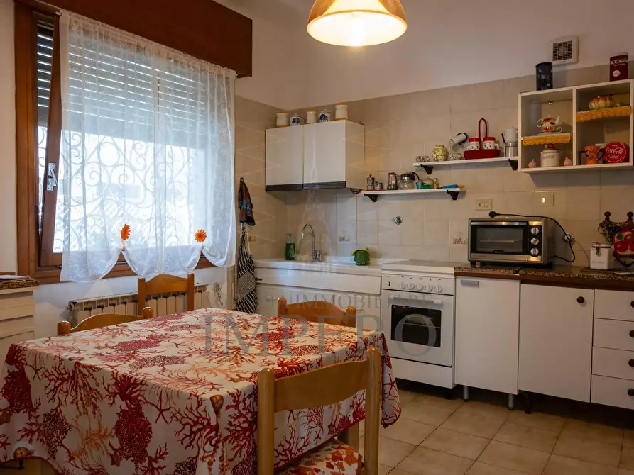 Immagine 25 di Quadrilocale in vendita  in Via San Eugenio 7 a Diano Castello