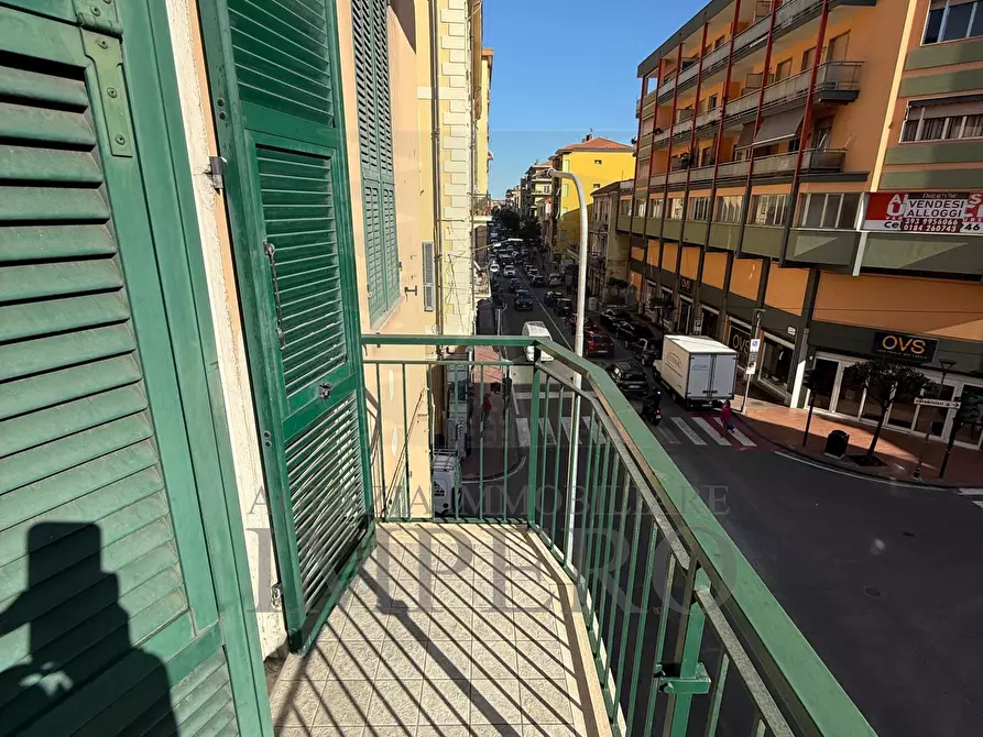 Immagine 23 di Pentalocale in vendita  in Corso Genova 1/A a Ventimiglia