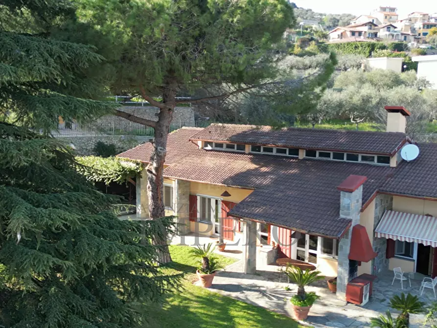 Immagine 61 di Villa in vendita  in Via Tamagna a Ventimiglia