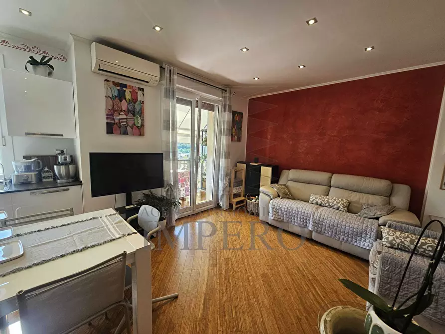 Immagine 11 di Bilocale in vendita  in Corso Limone Piemonte 184 a Ventimiglia