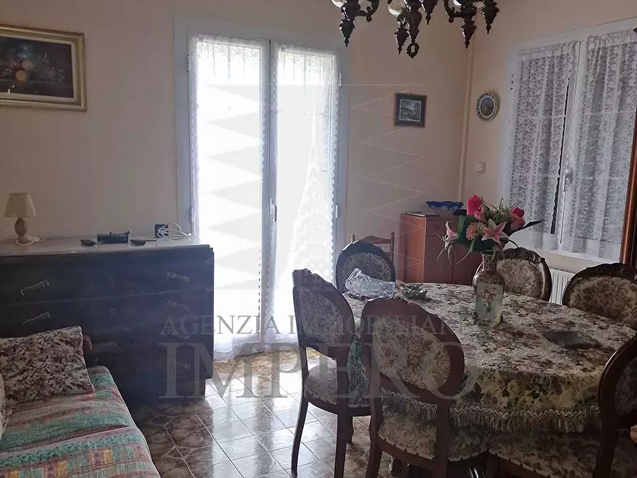 Immagine 32 di Quadrilocale in vendita  in Via Gallardi 133 a Ventimiglia