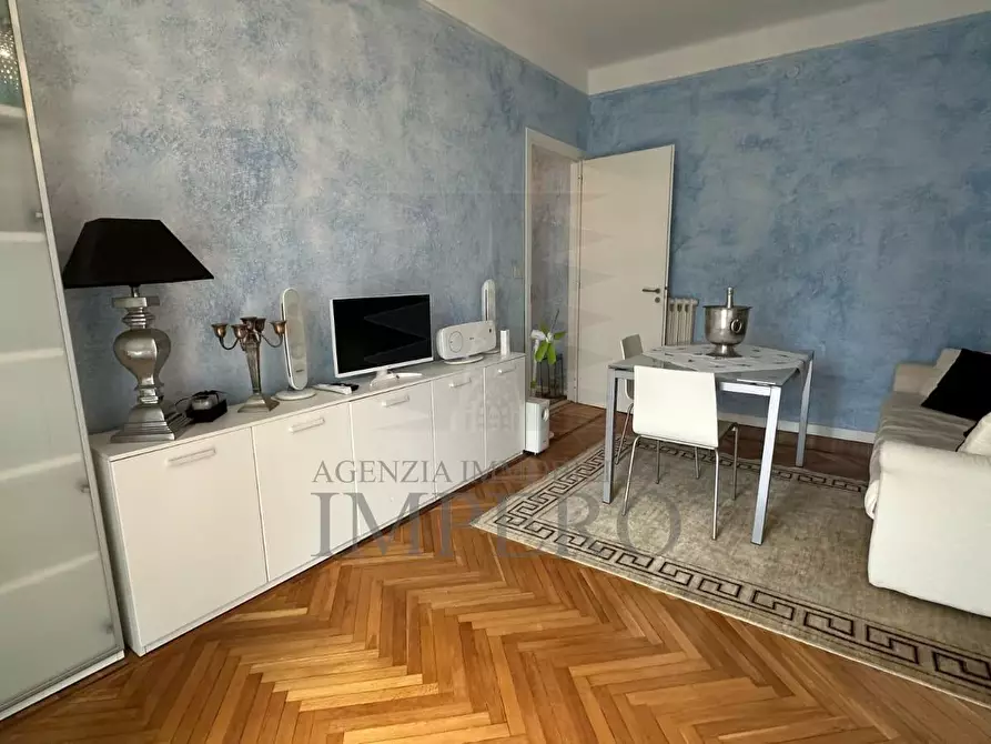 Immagine 2 di Bilocale in vendita  in Via Pietralunga 1 a San Remo