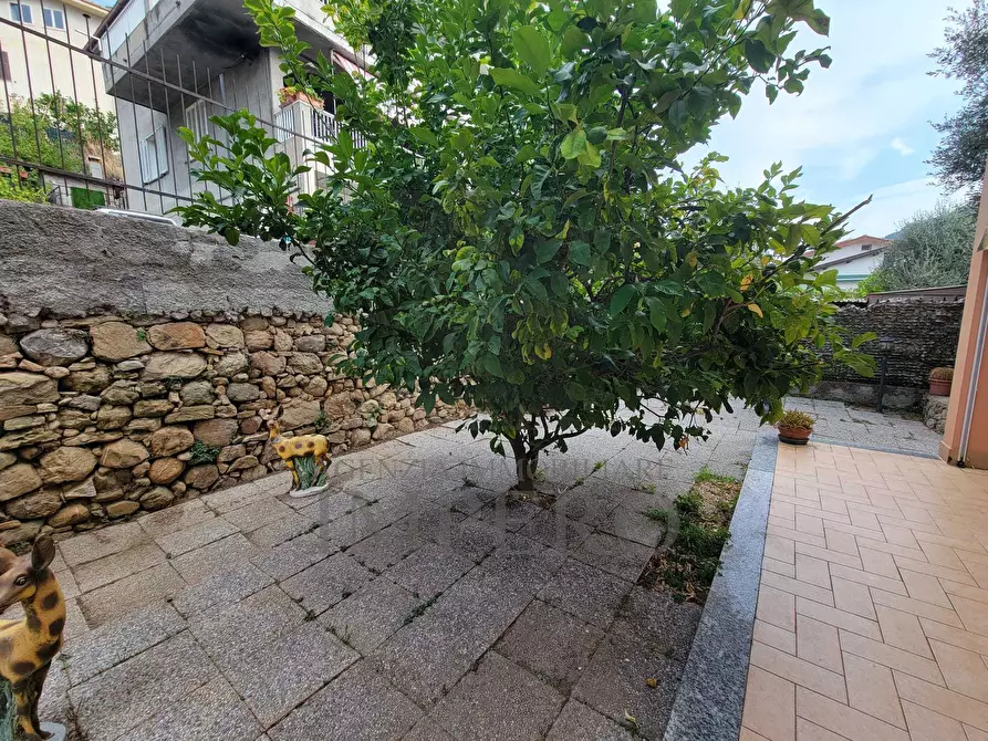 Immagine 6 di Villa in vendita  in Via Tremola 5 a Ventimiglia