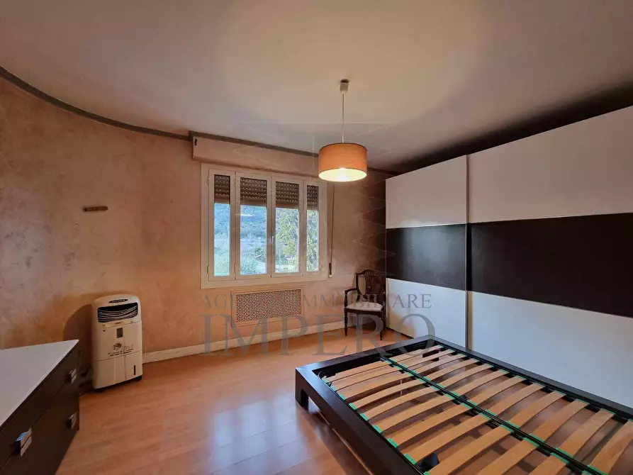 Immagine 13 di Trilocale in vendita  in Via de Amicis 16 a Ventimiglia