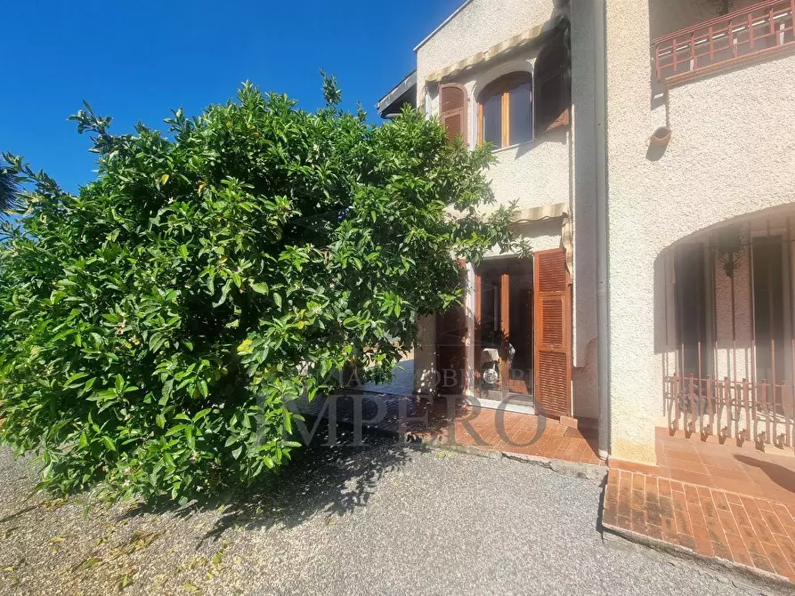 Immagine 27 di Villa in vendita  in Via Nappio 24 a Ventimiglia