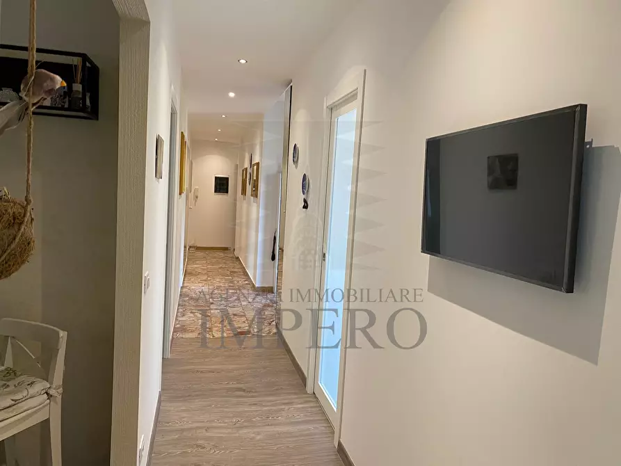 Immagine 3 di Trilocale in vendita  in Via Milite Ignoto 1 a Ventimiglia