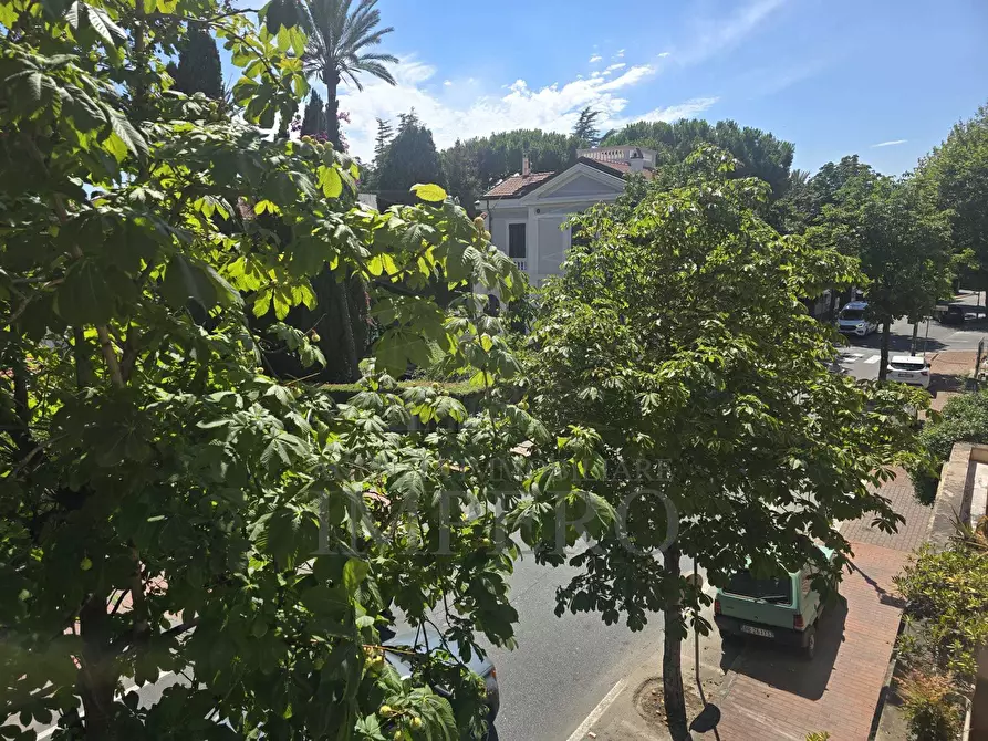 Immagine 21 di Trilocale in vendita  in Via Romana 100 a Bordighera