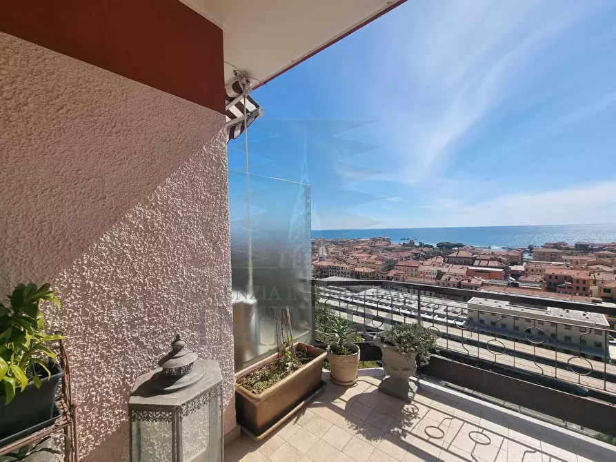 Immagine 24 di Quadrilocale in vendita  in Via delle Gerbere 1A a Ventimiglia