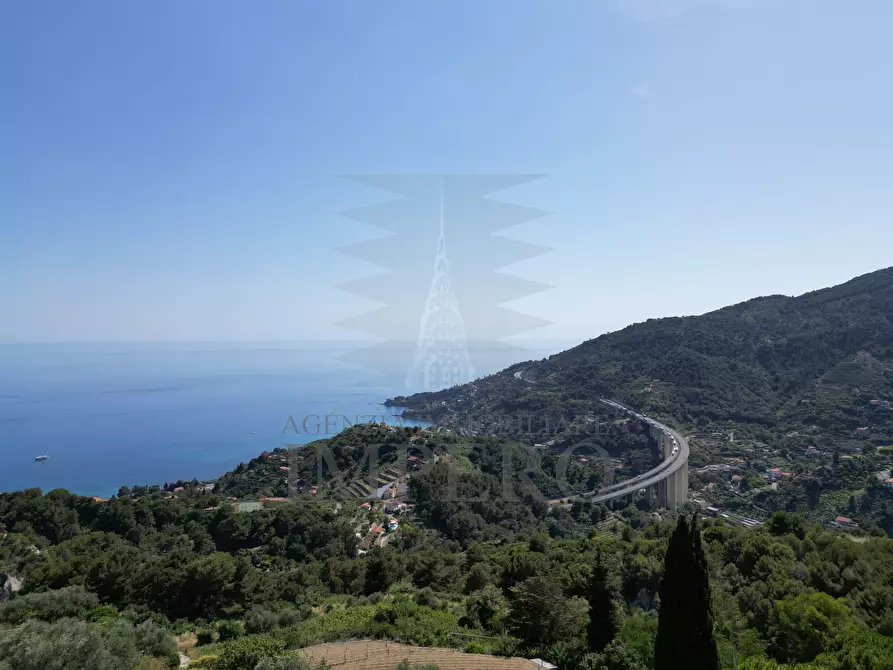 Immagine 47 di Villa in vendita  in Via Nappio 1 a Ventimiglia