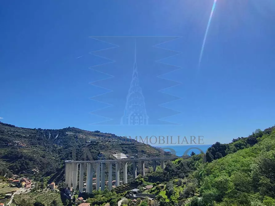 Immagine 4 di Casa indipendente in vendita  in Via Felice Cascione a Ventimiglia
