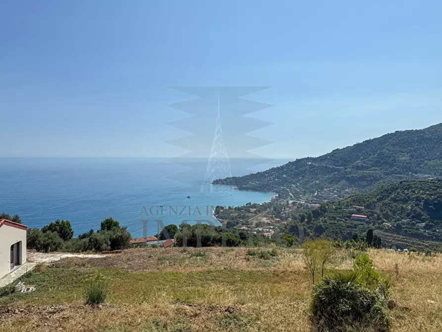 Immagine 19 di Bilocale in vendita  in Via alle Ville a Ventimiglia