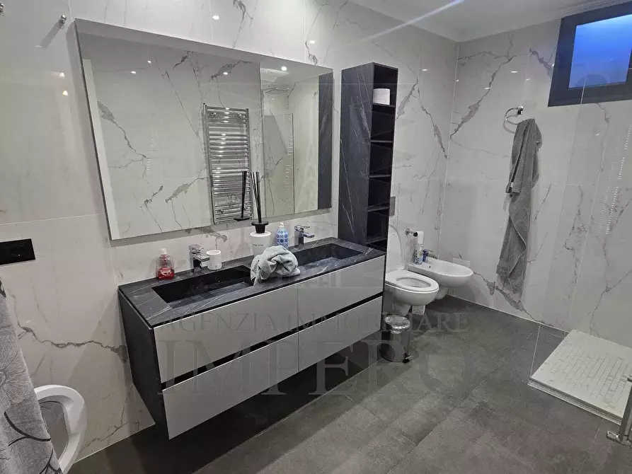 Immagine 8 di Casa indipendente in vendita  in Corso Nizza 9 a Ventimiglia