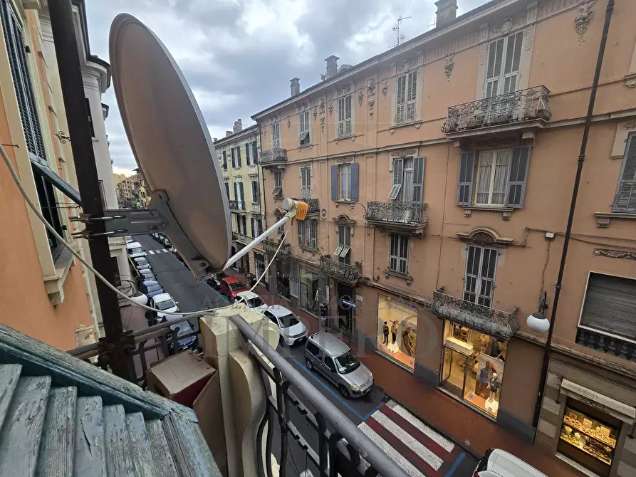 Immagine 13 di Trilocale in vendita  in Via Cavour 25 a Ventimiglia