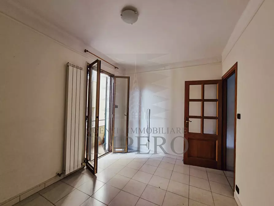 Immagine 7 di Trilocale in vendita  in Via Aprosio 3 a Ventimiglia