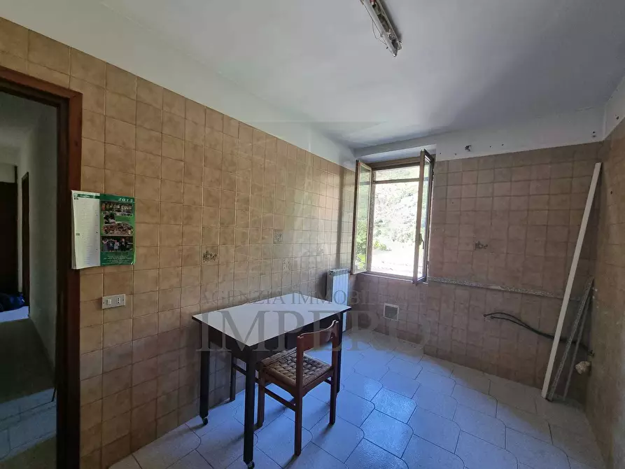 Immagine 12 di Quadrilocale in vendita  in Via Edmondo de Amicis 47 a Ventimiglia