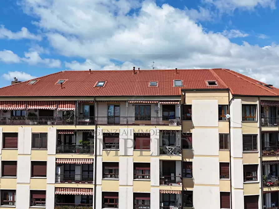 Immagine 27 di Quadrilocale in vendita  in Via Cornelio Tacito 2 a Ventimiglia