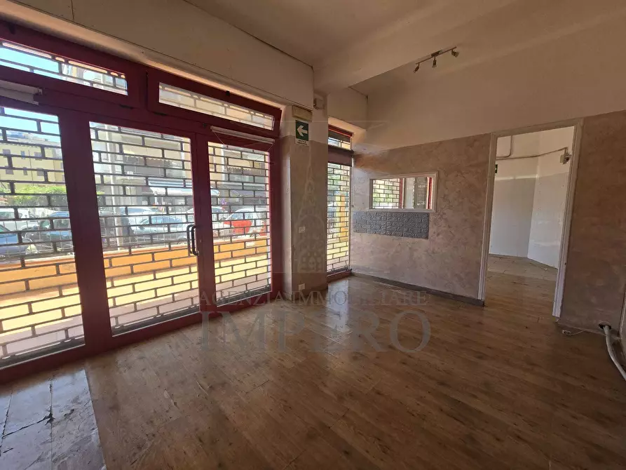 Immagine 4 di Locale commerciale in affitto  in Via Papa Giovanni XXIII 1 a Ventimiglia