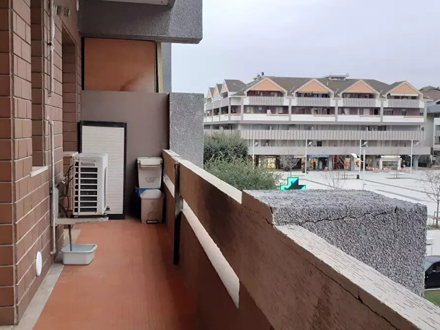 Immagine 8 di Trilocale in affitto  in Viale Maiella 23/A a Francavilla Al Mare