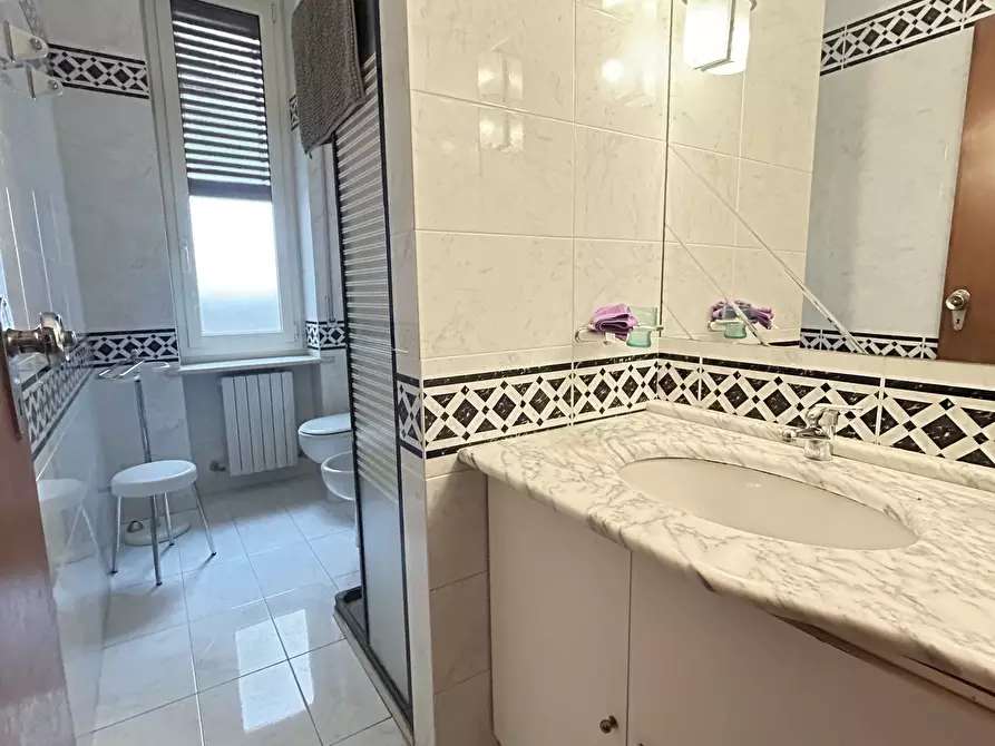 Immagine 12 di Quadrilocale in affitto  a Francavilla Al Mare