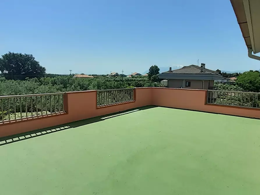 Immagine 35 di Casa indipendente in vendita  a Chieti