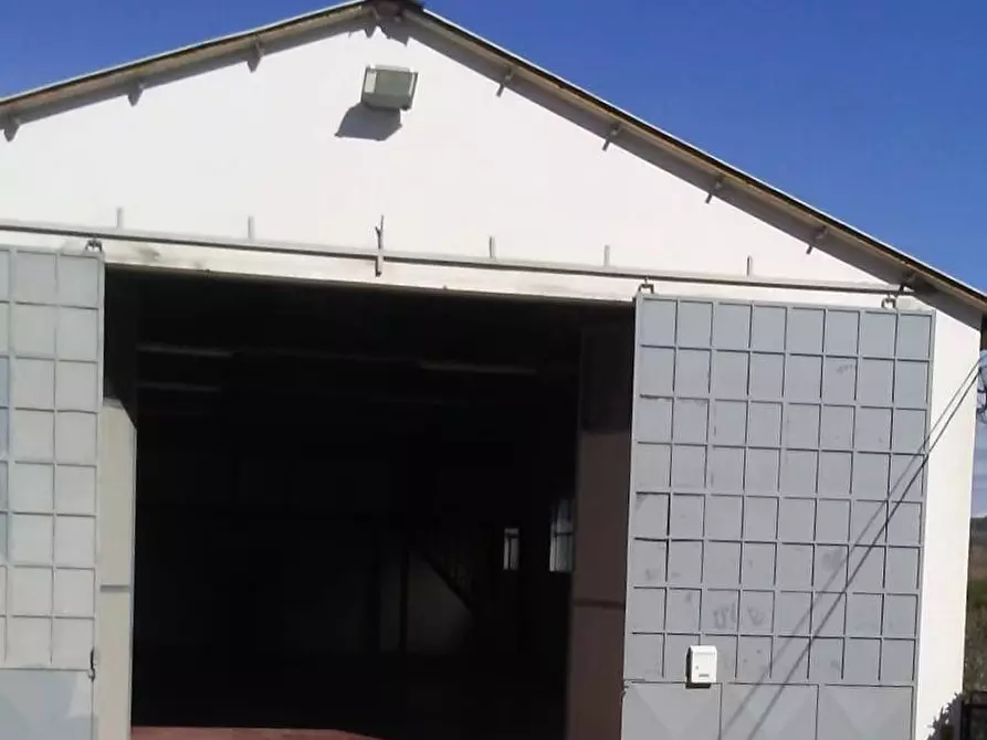 Immagine 3 di Attività artigianale in affitto  in Viale Maiella 23/A a Casacanditella