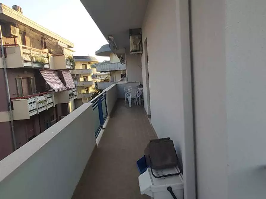 Immagine 10 di Trilocale in affitto  a Francavilla Al Mare