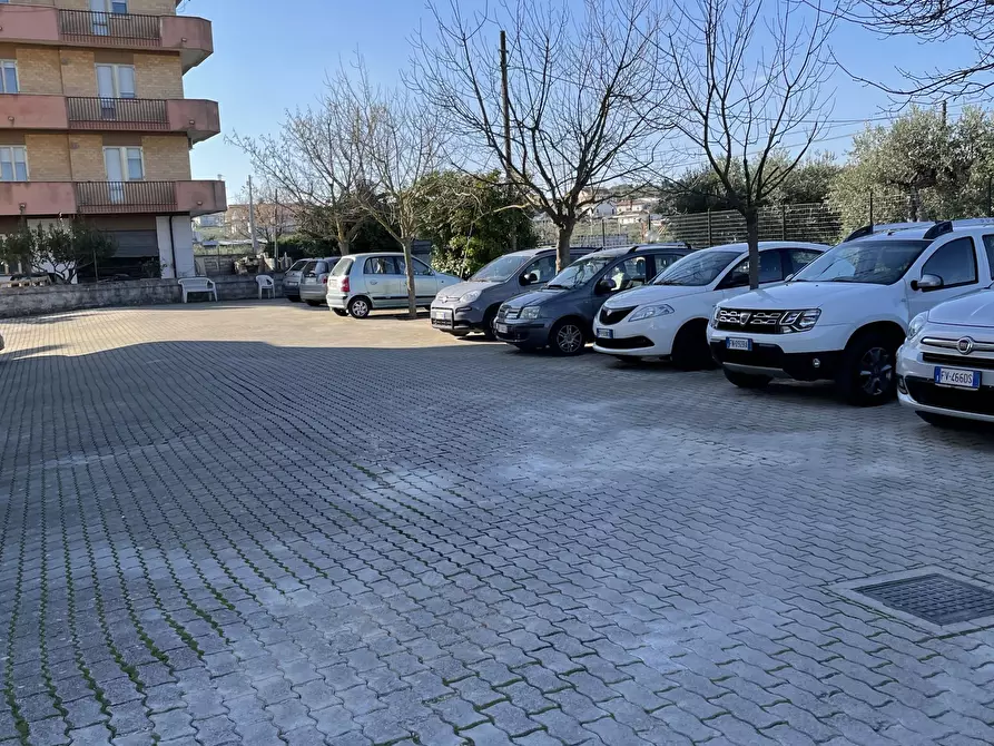 Immagine 20 di Quadrilocale in vendita  a Torrevecchia Teatina