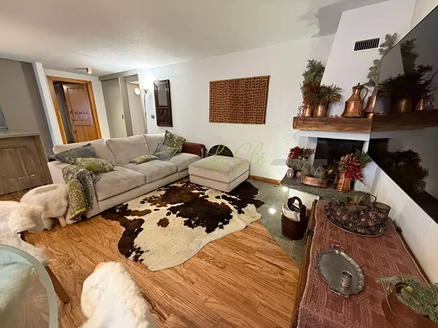 Immagine 5 di Trilocale in vendita  a Courmayeur