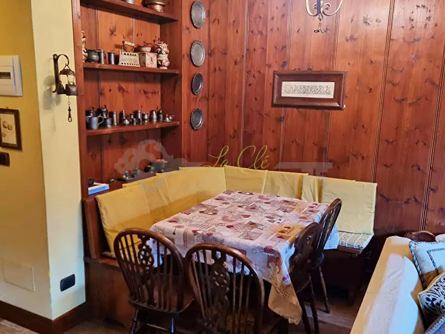 Immagine 4 di Quadrilocale in affitto  in Via Roma 10 a Courmayeur