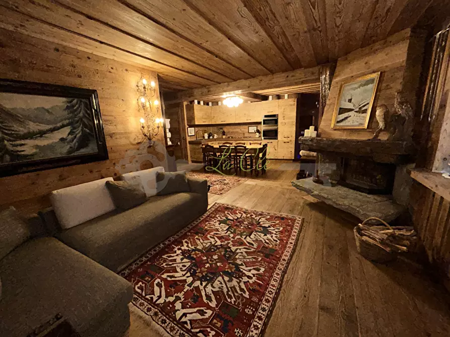 Immagine 1 di Baita in affitto  a Courmayeur