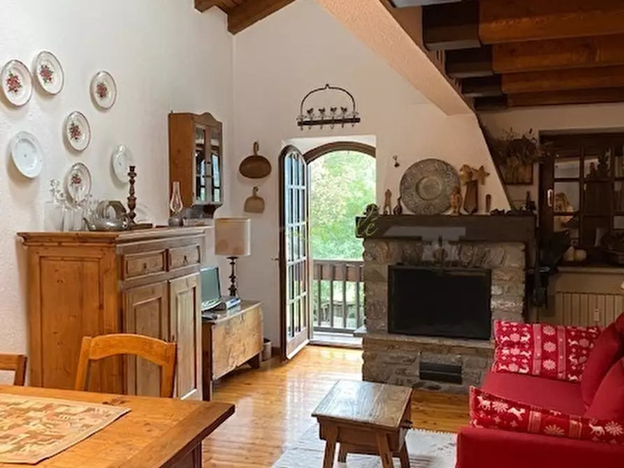 Immagine 2 di Trilocale in affitto  a Courmayeur