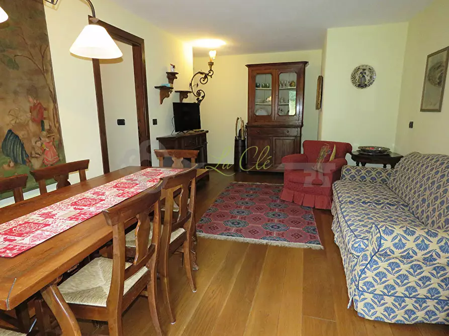Immagine 2 di Quadrilocale in affitto  in Regione Belvedere 4 a Courmayeur