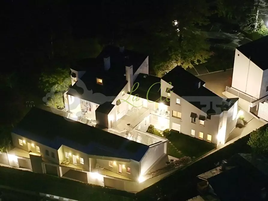 Immagine 4 di Albergo/B&B/Residence in vendita  a Brissogne