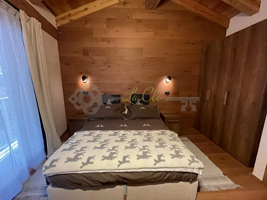 Immagine 16 di Trilocale in affitto  in Via Roma 47 a Courmayeur