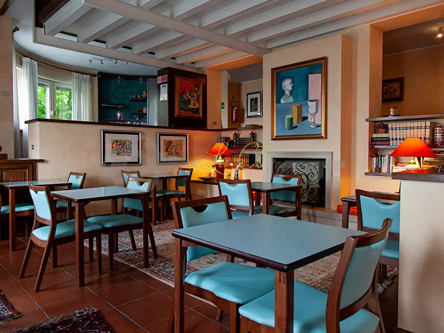 Immagine 7 di Albergo/B&B/Residence in vendita  a Brissogne